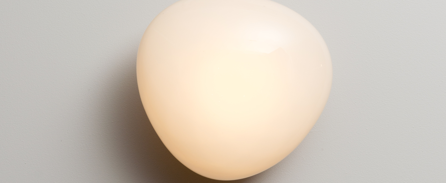 Applique murale pebble c pearl blanc led dimmable 2700k l23cm h20cm andlight normal