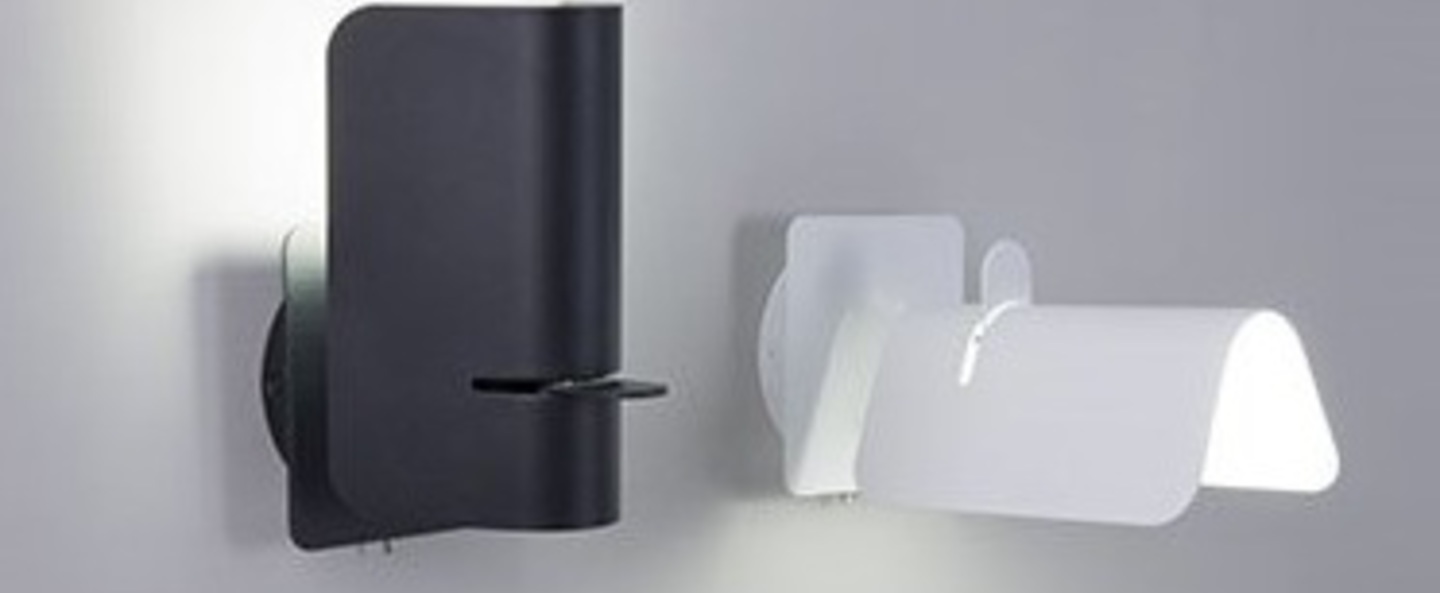 banner-image Applique murale smile noir l12cm h19 5cm faro normal
