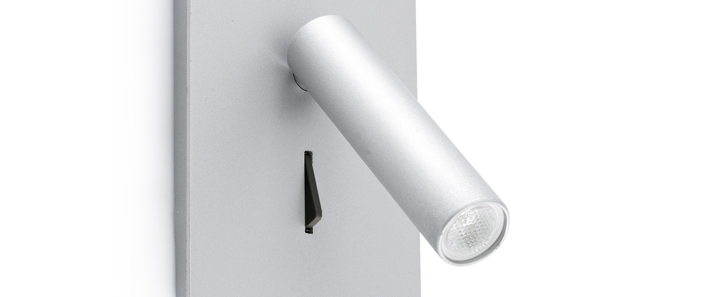 banner-image Applique murale suau argent h17cm faro normal