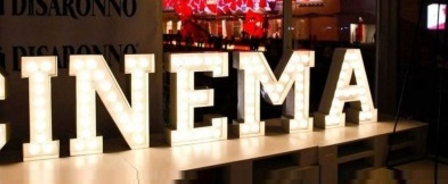 banner-image Applique murale vegaz lettre c led blanc h60cm seletti normal