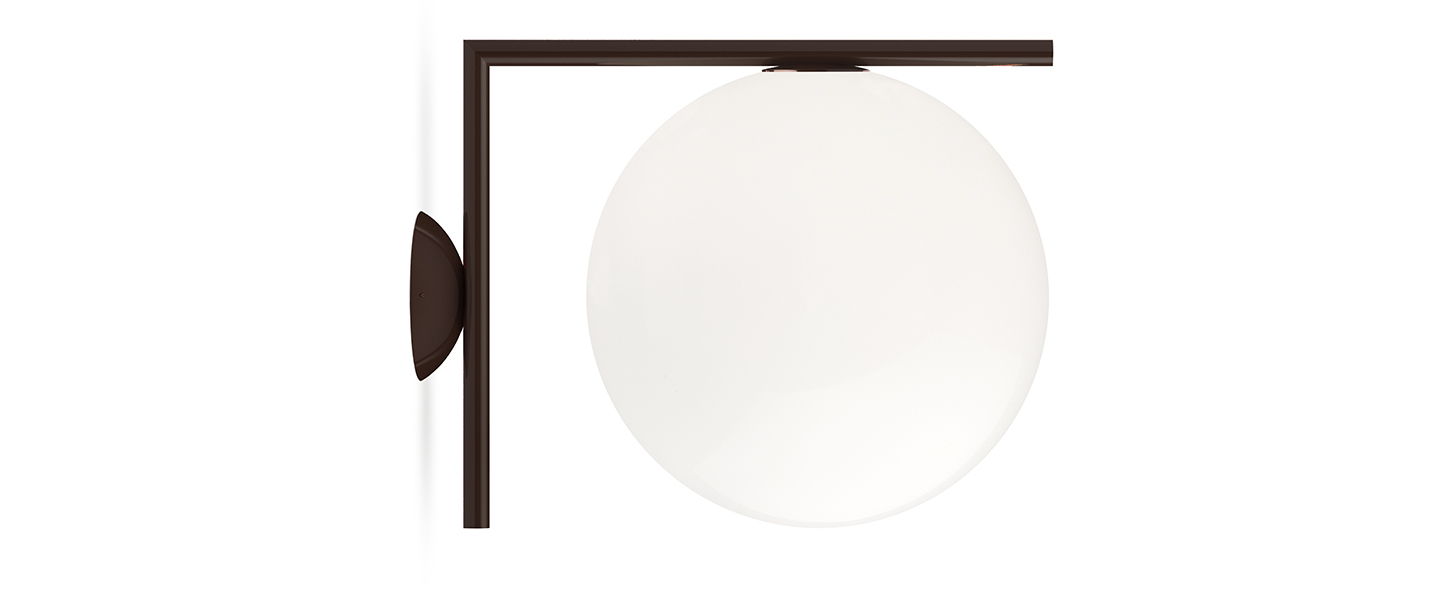 Applique ou plafonnier ic lights wall 2 outdoor opalin et brun fonce ip65 l30cm h31 6cm flos normal