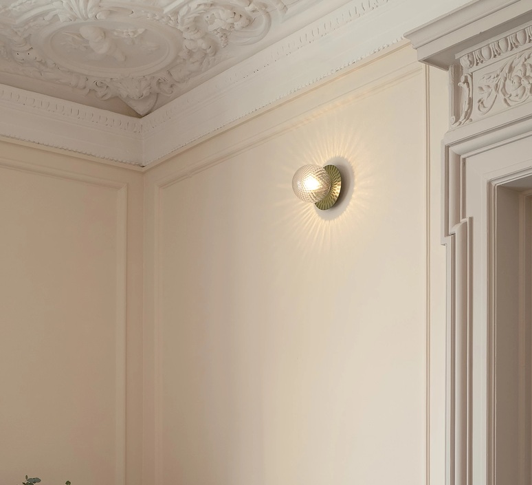 Liila 1 medium sofie refer applique ou plafonnier wall or ceiling light  nuura 2046065  design signed nedgis 169104 product