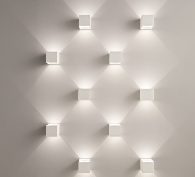 Ornement De Noël Vintage 'Alberta' - Ange Garçon En Prière - Biscuit Non Peint, Prêt à Décorer