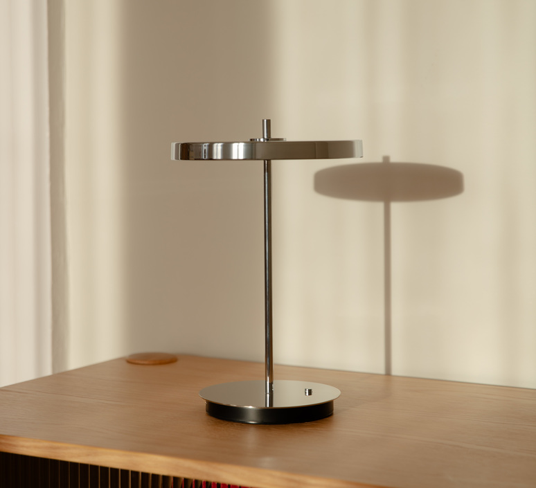 Asteria move soren ravn christensen baladeuse portable lamp  umage 2385  design signed nedgis 205484 product