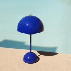 Flowerpot vp9 verner panton baladeuse portable lamp  andtradition 20715002  design signed nedgis 170327 thumb