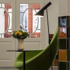 Aj arne jacobsen lampadaire floor light  louis poulsen 5744165507  design signed 48556 thumb