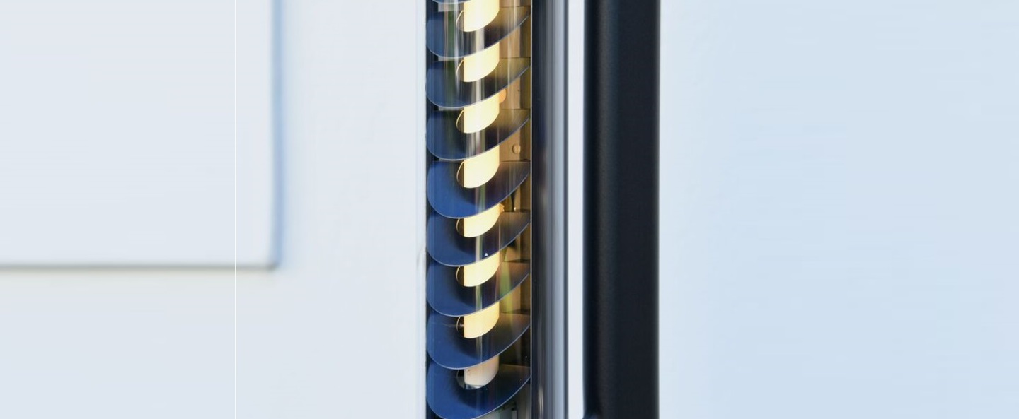 banner-image Lampadaire bodom charbon petrole led l38cm h205cm sammode normal