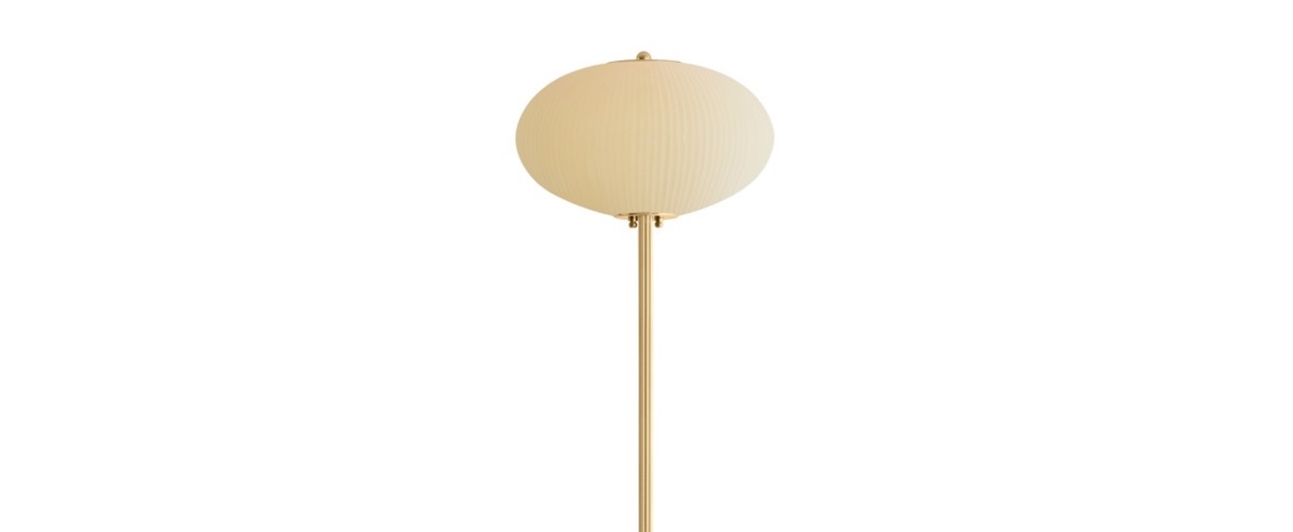 Lampadaire china 07 jaune moutarde laiton l32cm h160cm magic circus editions normal