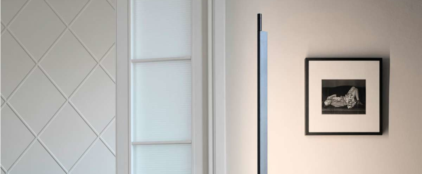 banner-image Lampadaire compendium d81tn noir led o15cm h185cm luceplan normal
