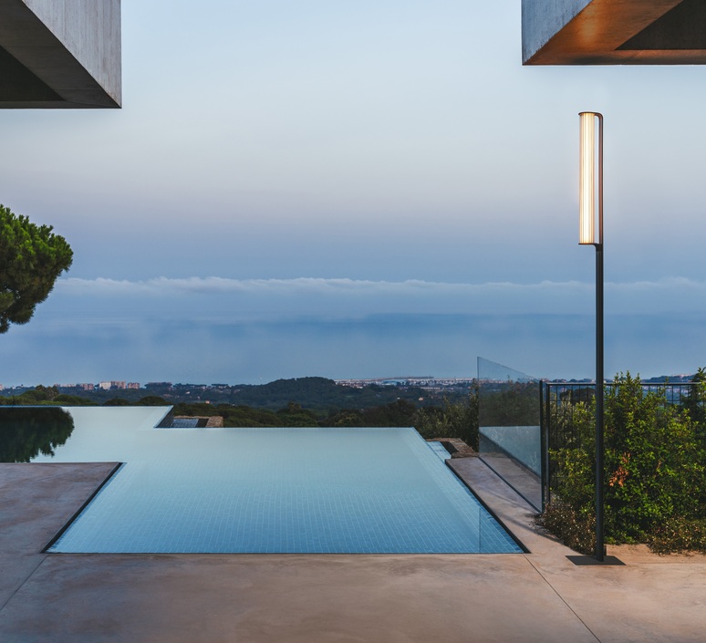 Class 2810 sebastian herkner lampadaire d exterieur outdoor floor light  vibia 281011 15  design signed nedgis 176780 product