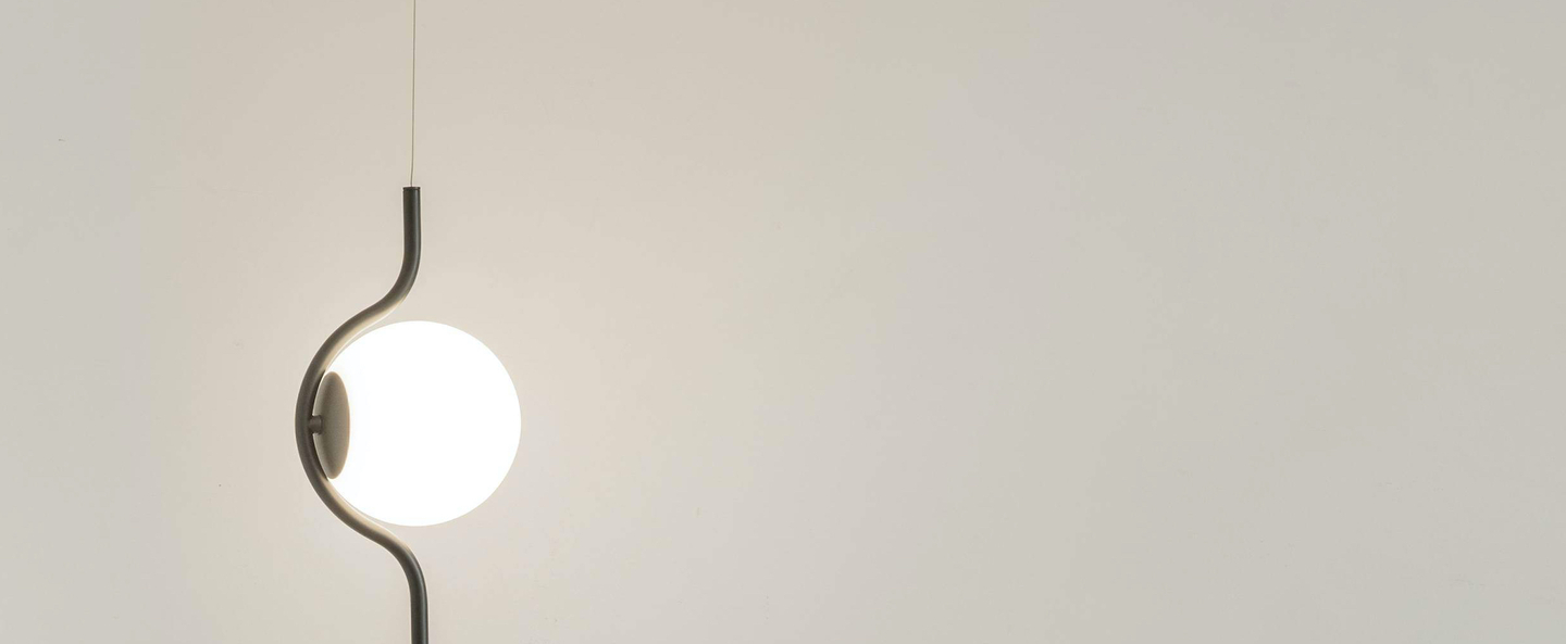 banner-image Lampadaire le vita led lampe suspension lampadaire noir led 2700k 570lm l25cm h118cm faro normal