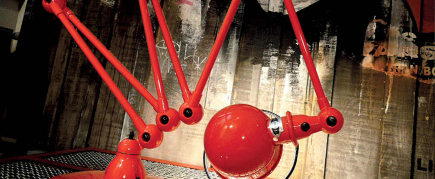 banner-image Lampadaire loft rouge l240cm h150cm jielde normal