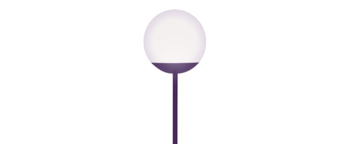 Lampadaire mooon aubergine violet led 6000 650 o25cm h134cm fermob normal