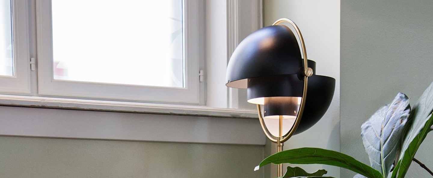banner-image Lampadaire multi lite noir et or o36cm h148cm gubi normal