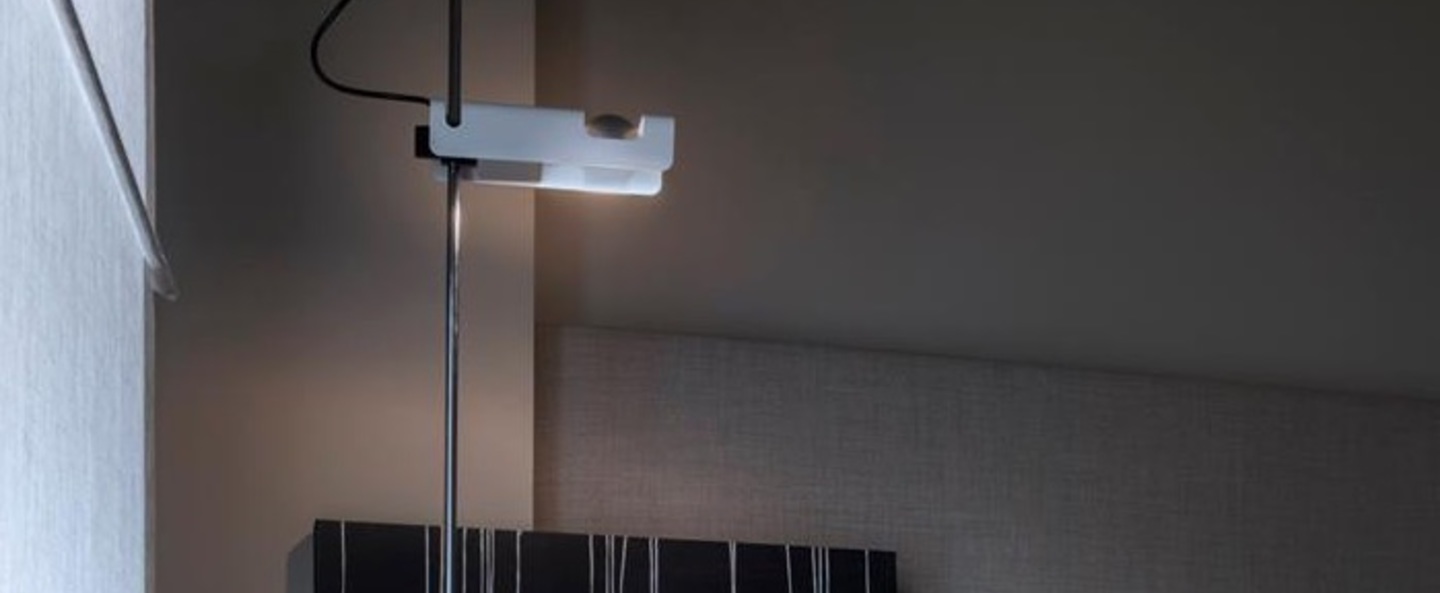 banner-image Lampadaire spider blanc h140cm oluce normal