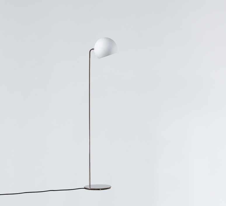 Tilt globe jjoo lampadaire floor light  nyta tilt floor globe white  design signed 46362 product