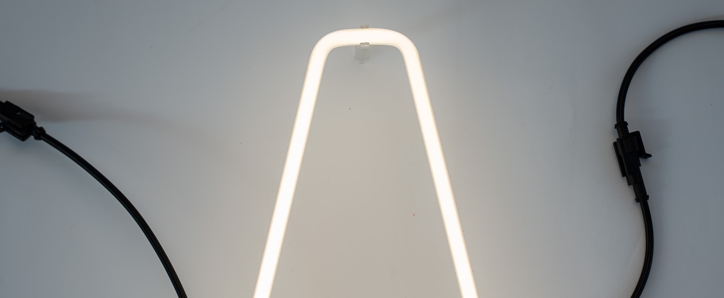 Lampe a poser alphafont a blanc l15 7cm h35cm seletti normal