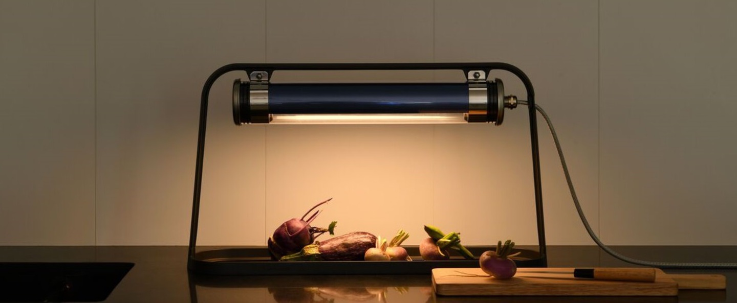 Lampe a poser astrup petrole led l60cm h35cm sammode normal