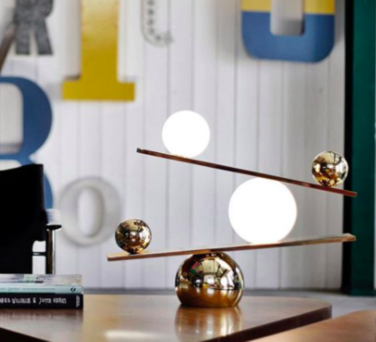 table lamp balance brass led l53cm h39cm oblure