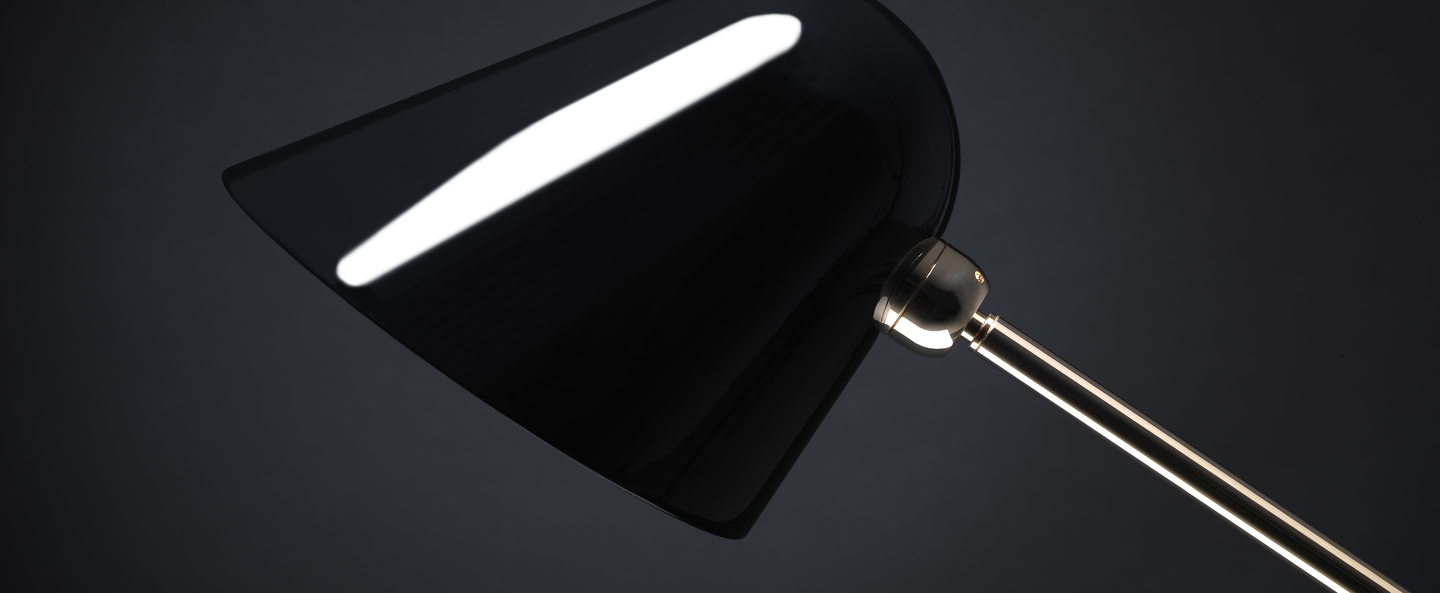banner-image Lampe a poser beghina noir brillant laiton led 3000k 200lm l22cm h41cm tato italia normal