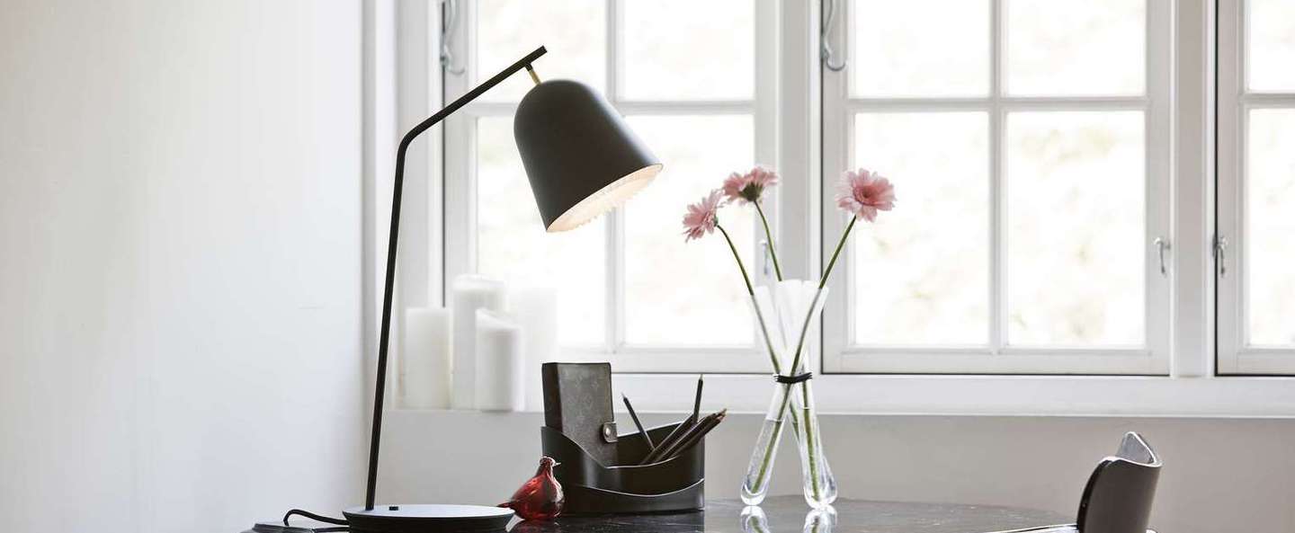 banner-image Lampe a poser cache noir led o20cm h57cm le klint normal