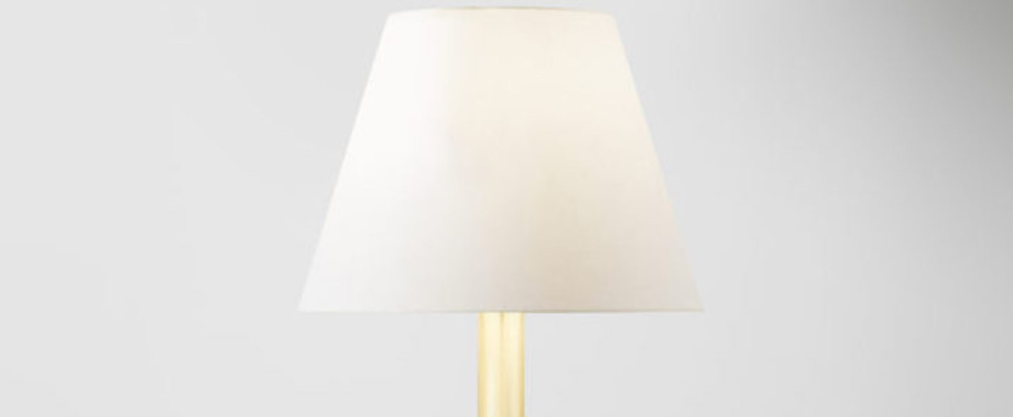banner-image Lampe a poser calee xs blanc et laiton o22cm h42cm cvl normal