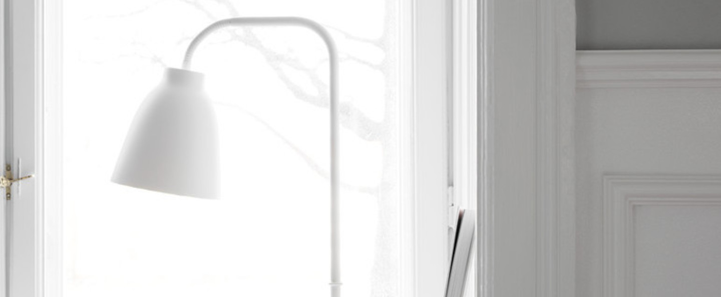 banner-image Lampe a poser caravaggio read blanc o31 4cm h50cm lightyears normal