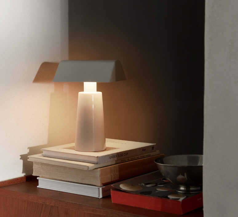 Caret matteo fogale lampe a poser table lamp  andtradition 83531002  design signed nedgis 141326 product