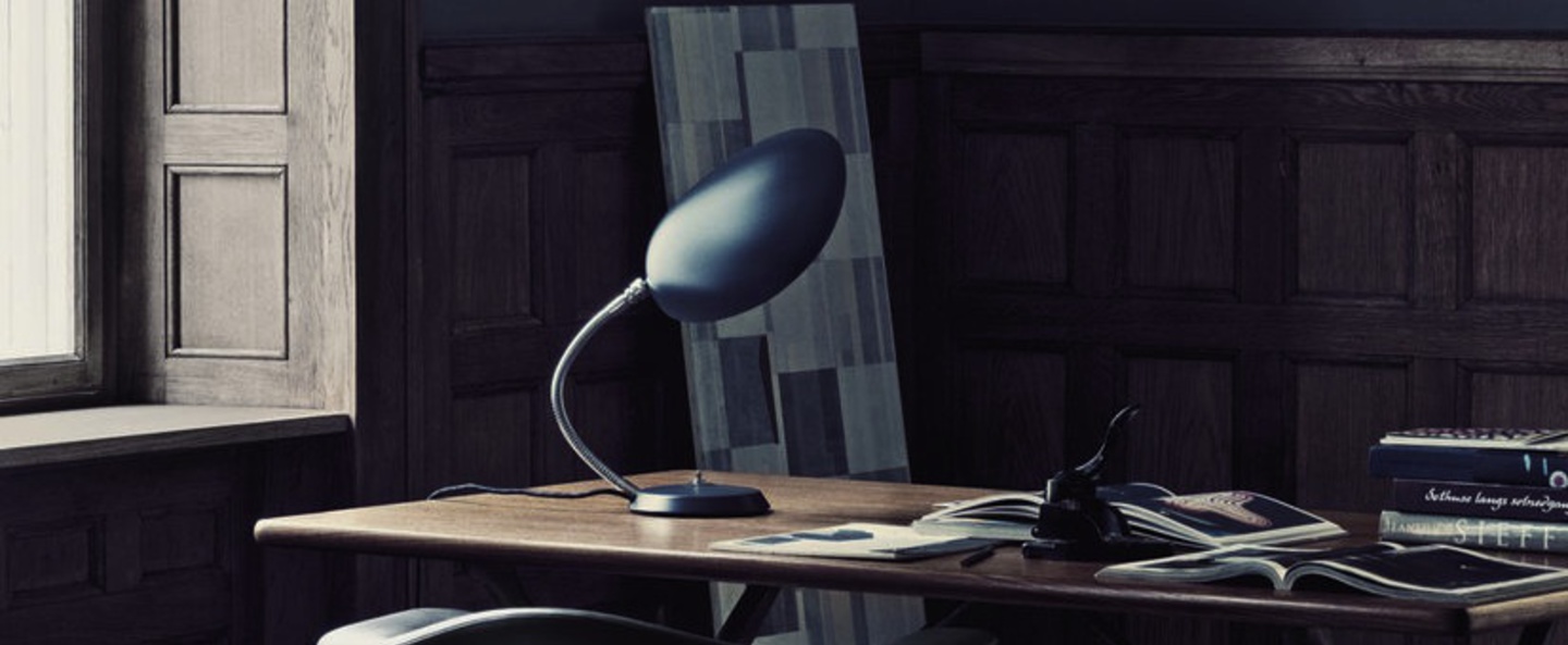 banner-image Lampe a poser cobra gris anthracite h63 5cm o16 5cm gubi normal