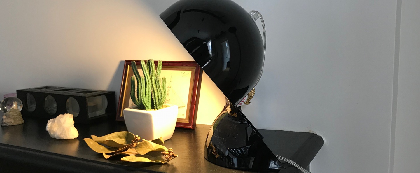 banner-image Lampe a poser dalu noir poli h26cm l18 4cm artemide normal