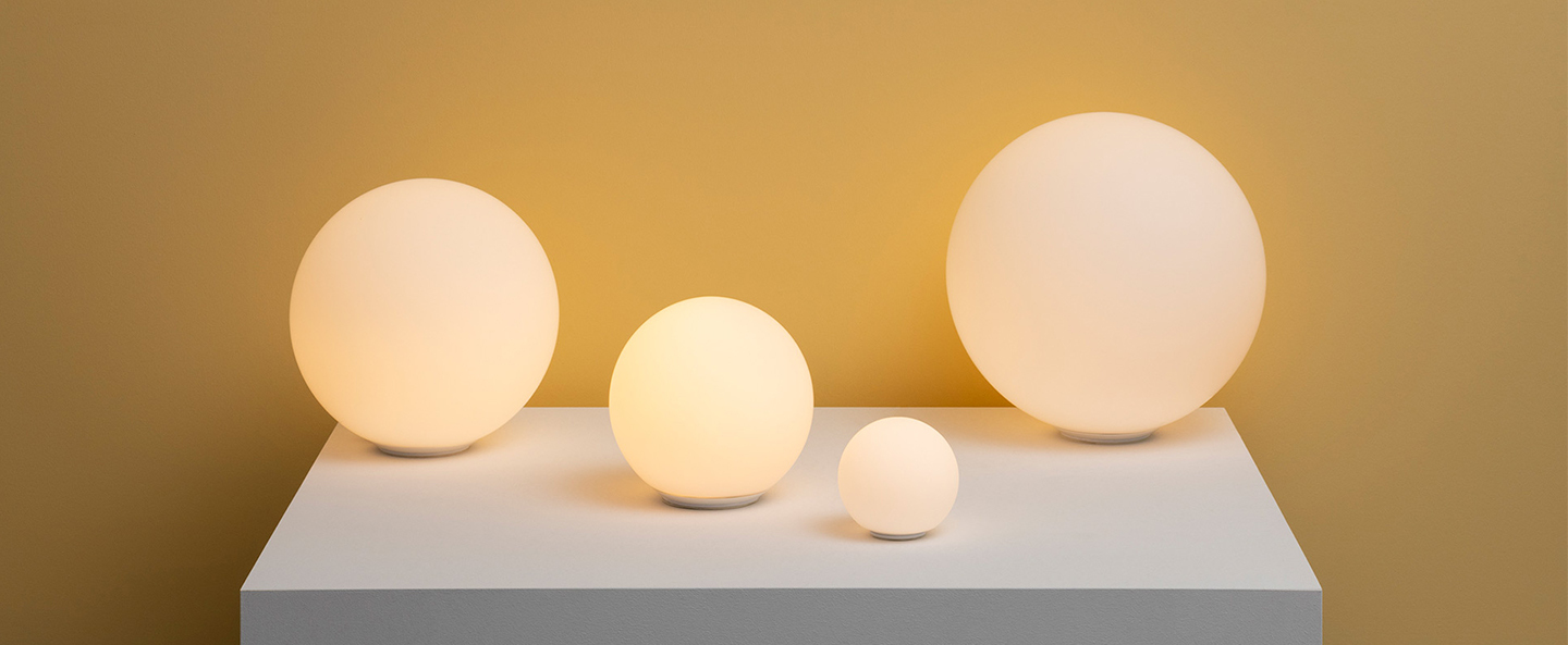 banner-image Lampe a poser dioscuri 35 blanc o35cm h34cm artemide normal