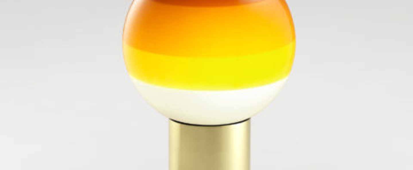 Lampe a poser dipping light portable ambre laiton led k 240lm o12 5cm h22 2cm marset normal