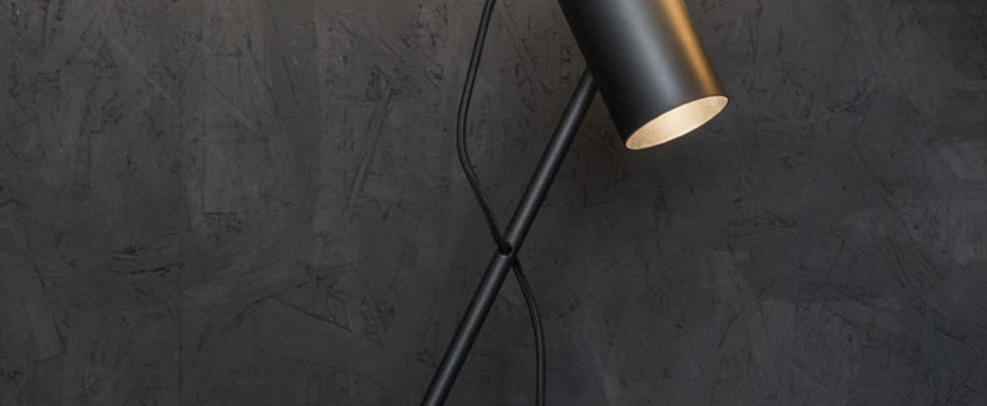 banner-image Lampe a poser ed005 noir o15cm h52cm edizioni normal