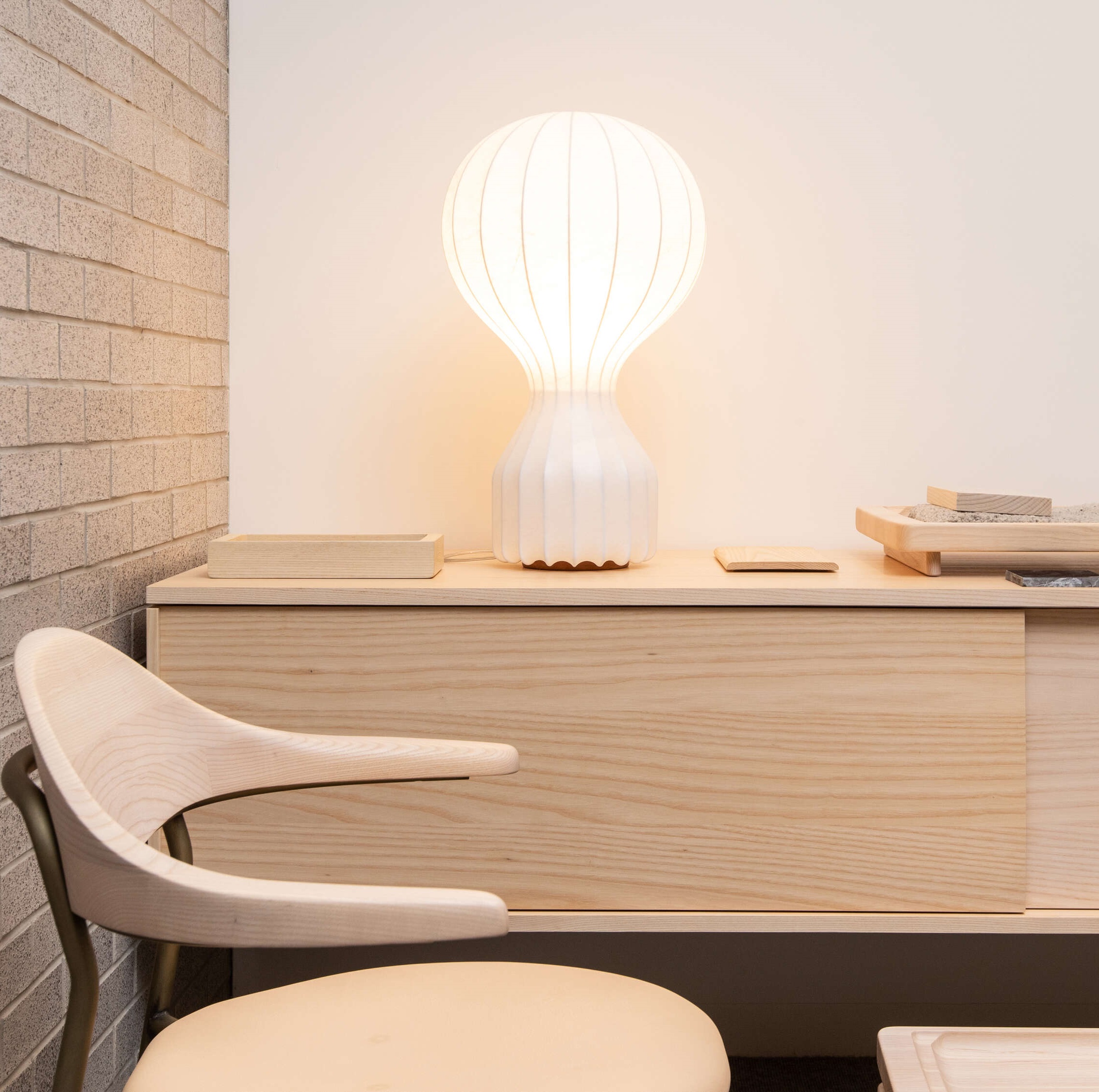 Table lamp, Gatto, white, Ø35cm, H56cm - Flos - Nedgis Lighting