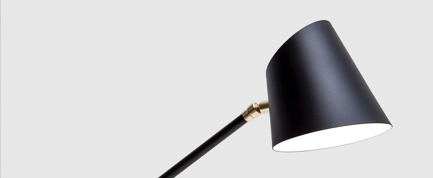 banner-image Lampe a poser hartau table noir o44cm h56cm d armes normal
