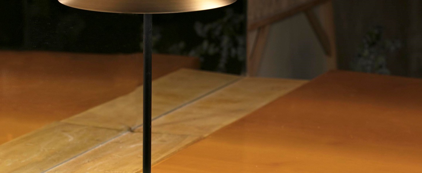 banner-image Lampe a poser hoshi noir cuivre h40cm o26cm faro normal