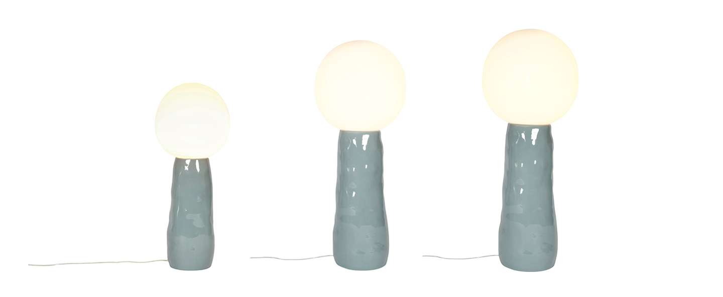 Lampe a poser kokeshi medium abat jour blanc acetato base grise o45cm h112 5cm pulpo normal