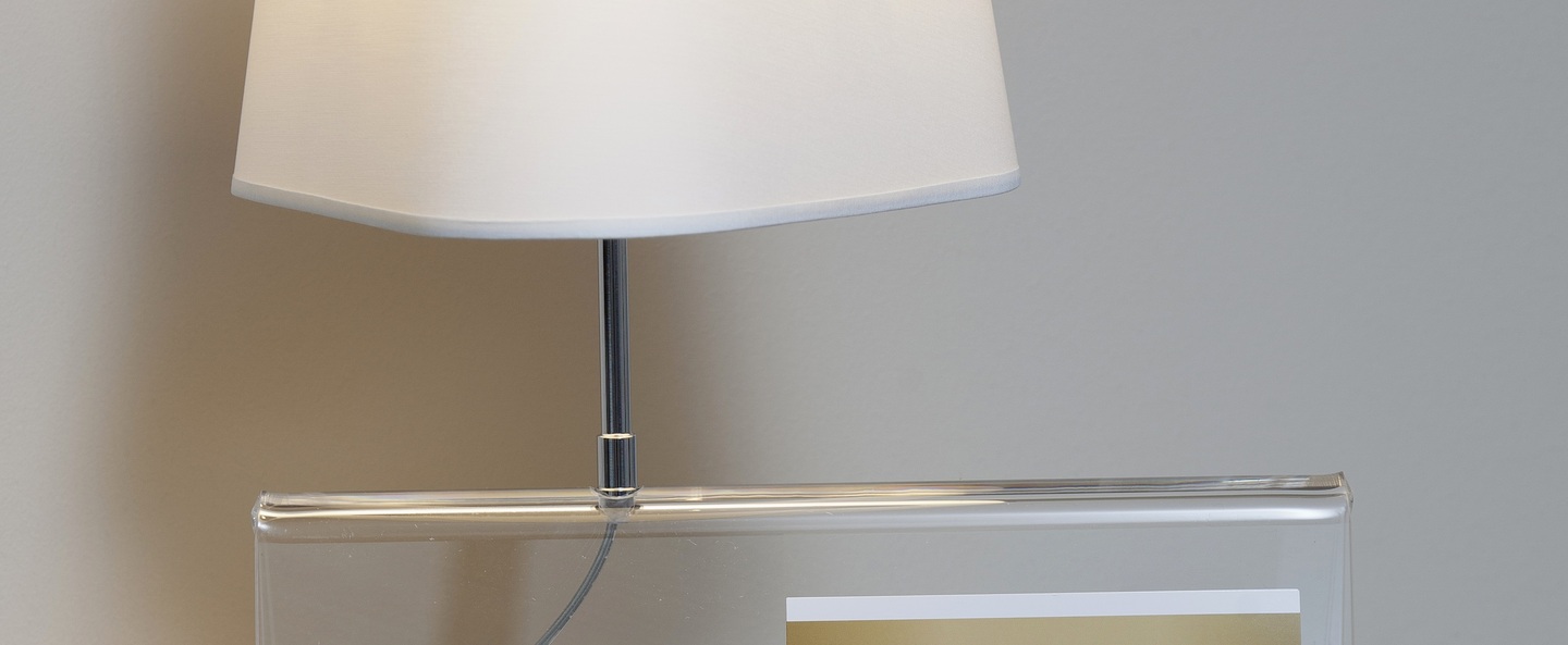 banner-image Lampe a poser l empirique blanc transparent h42cm designheure normal