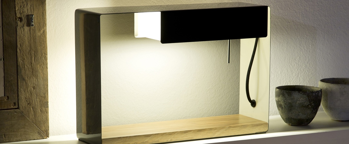 banner-image Lampe a poser la discrete gris brun h26 2cm marset normal