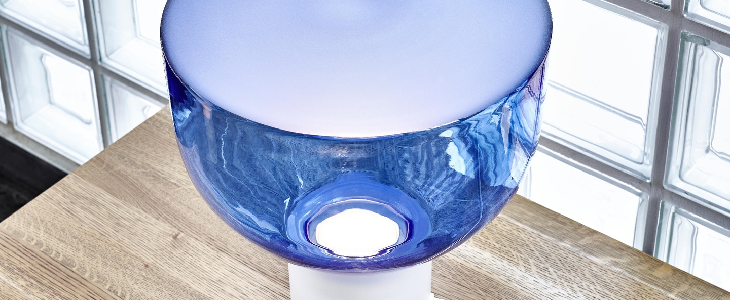 Lampe a poser lightline s bleu h34cm brokis normal