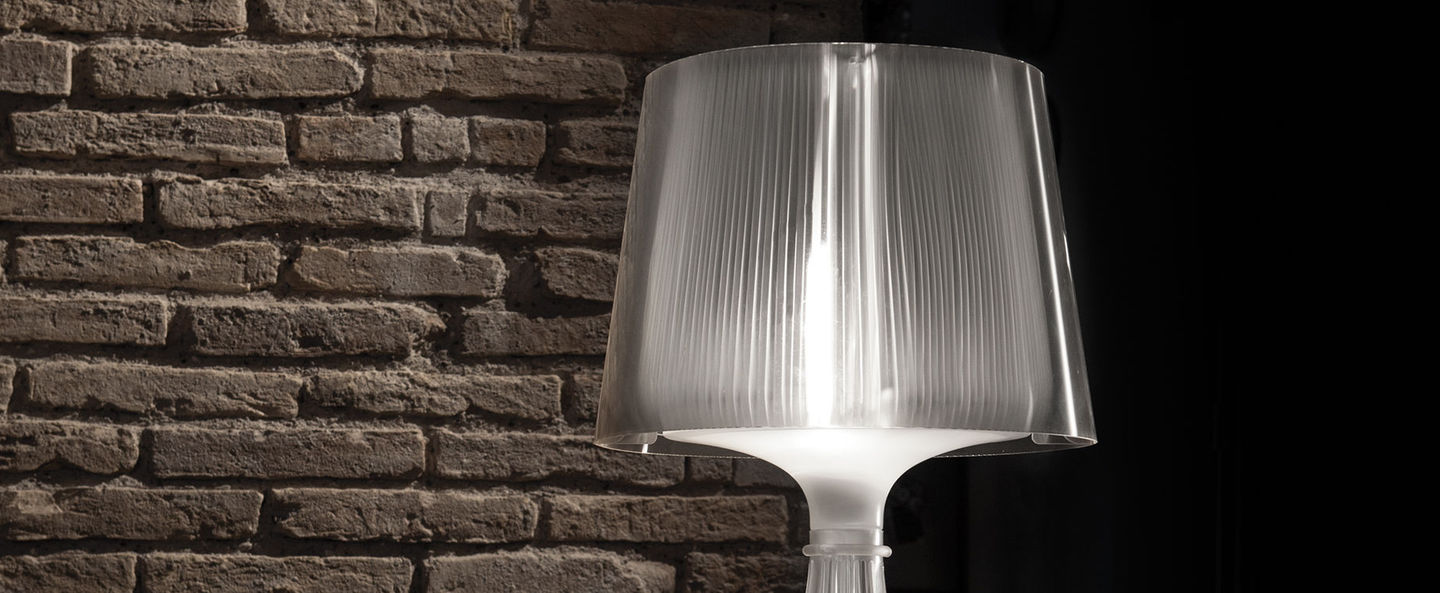 banner-image Lampe a poser liza transparent h70cm led halogene slamp normal