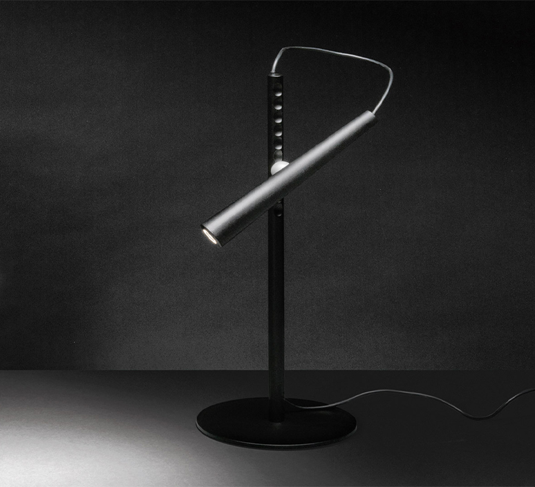 Magneto giulio iacchetti lampe a poser table lamp  foscarini fn202001r3 20  design signed nedgis 136974 product