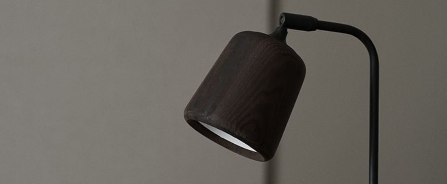 banner-image Lampe a poser material chene fume l19cm h45cm new works normal