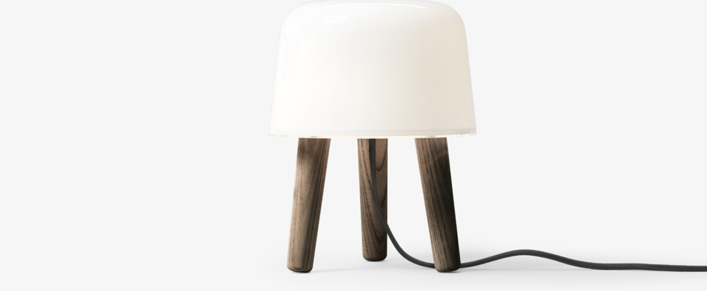 banner-image Lampe a poser milk chene o20cm h25cm andtradition normal