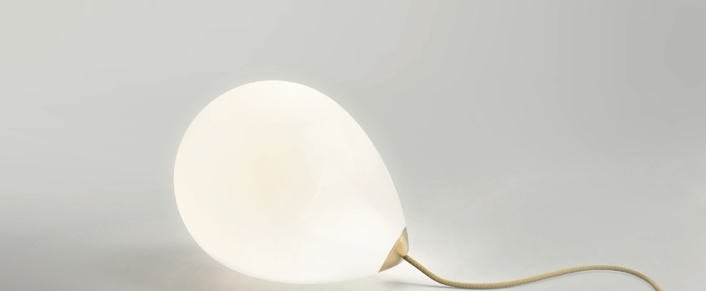 banner-image Lampe a poser on my mind blanc et laiton l27cm h23cm anastassiades studio normal