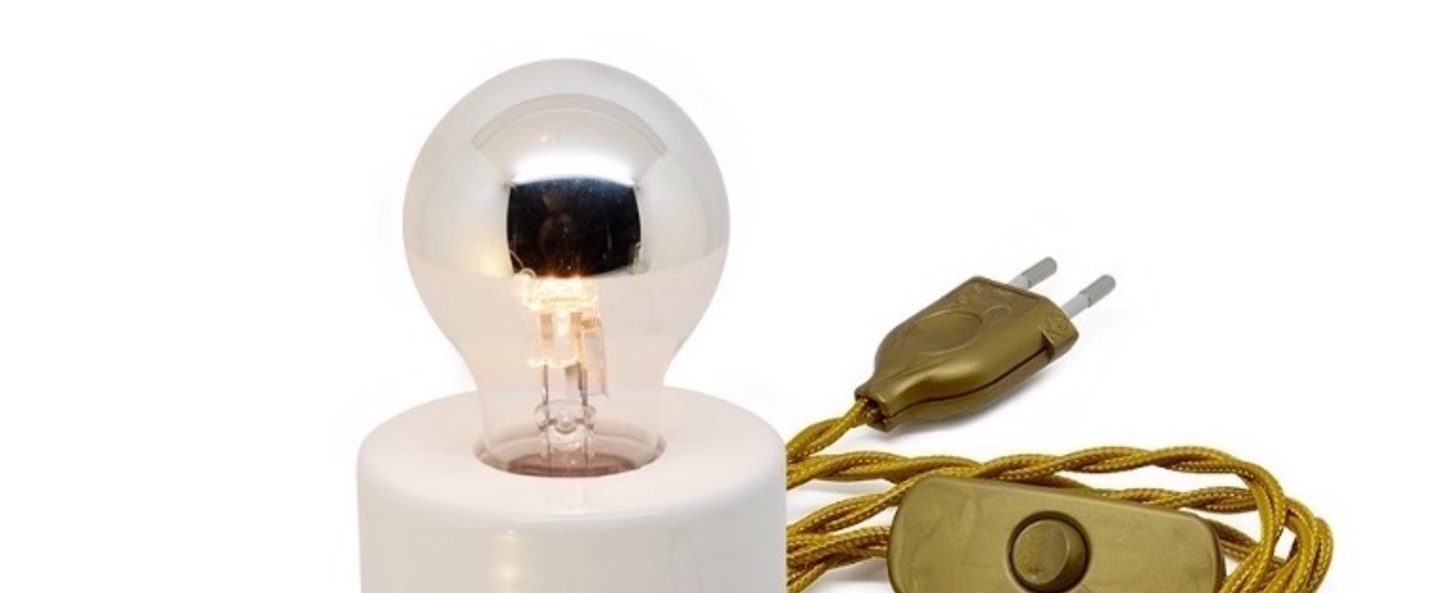 banner-image Lampe a poser porcelaine 014 blanc or h15cm zangra normal