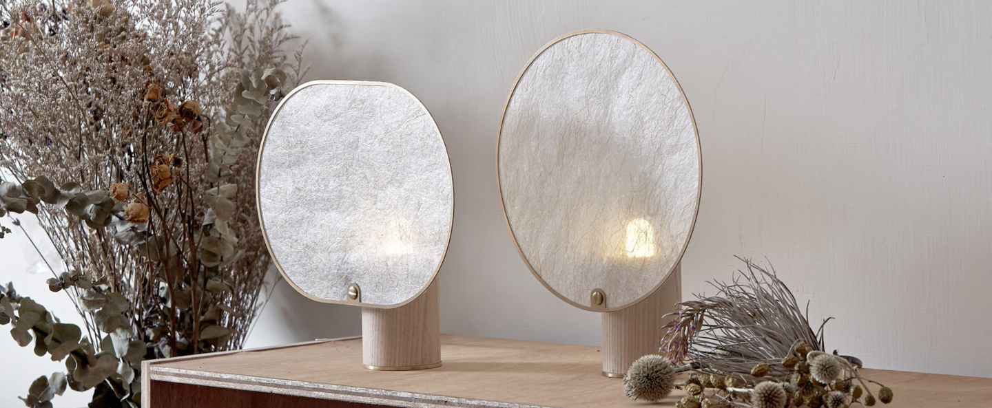 banner-image Lampe a poser screen light round blanc laiton led l22cm h24cm kimu normal