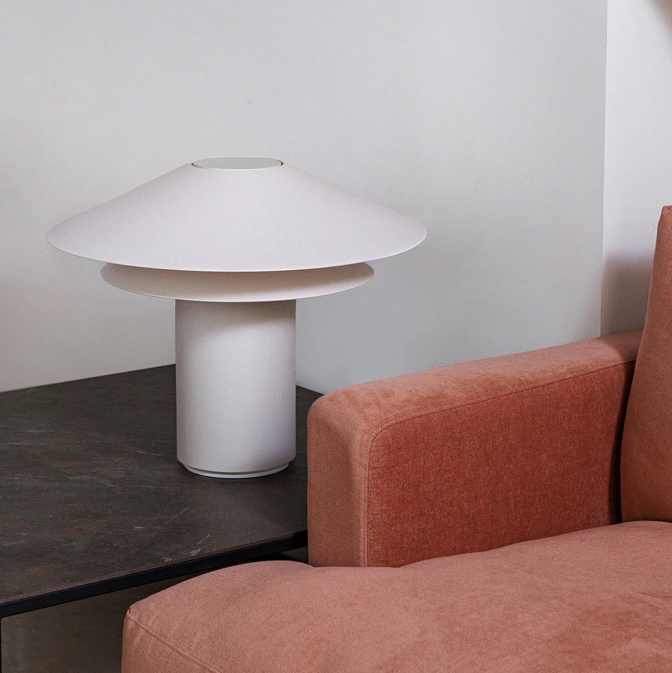 Faro Barcelona AKANE Tischleuchte – Designlampe In Beige Mit Papyrus-Diffusor, Made In Spain