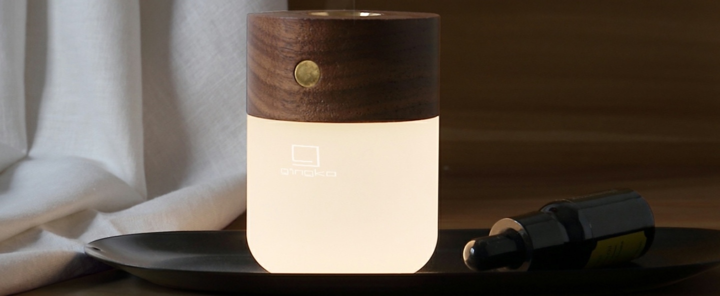 Lampe a poser smart diffuser lamp walnut wood marron 2700k a 3000ko6 5cm h9cm gingko normal