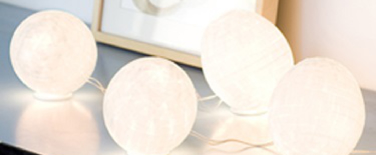 banner-image Lampe a poser tamago blanc h14cm celine wright normal